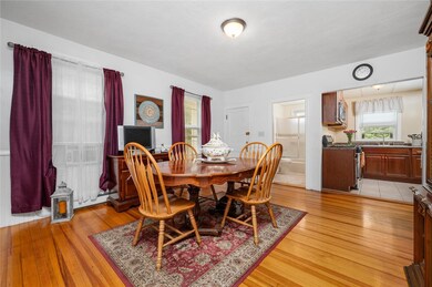 122 Hanover Ave, Pawtucket, RI 02861 - photo 7