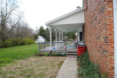 260 School House Rd, Frankfort, KY 40601 - photo 2