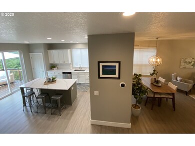 3228 Sabo Ln, West Linn, OR 97068 - photo 7