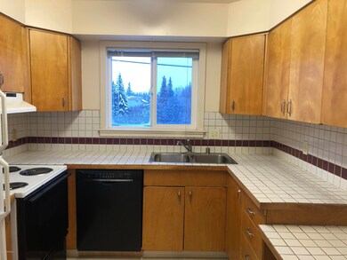 2506 W 27th Ave unit 4, Anchorage, AK 99517 - photo 4