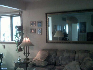 218 Patricia Ln, Runnemede, NJ 08078 - photo 3