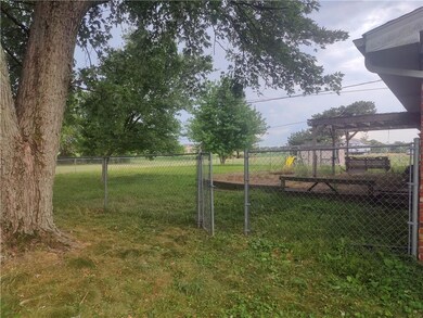 1151 E Meadows Dr, Greensburg, IN 47240 - photo 4