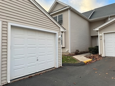 8 Reggie Way unit B, Broad Brook, CT 06016 - photo 3