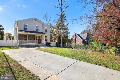 7701 Finns Ln, Lanham, MD 20706 - photo 2