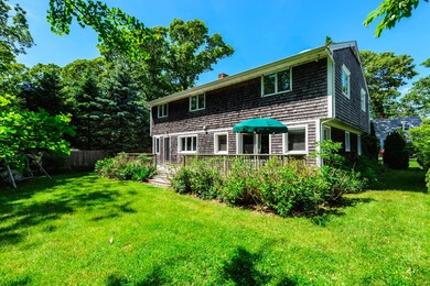 37 Oak Tree Ln, Vineyard Haven, MA 02568 - photo 6
