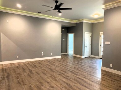 601 E McGee St, Sherman, TX 75090 - photo 5