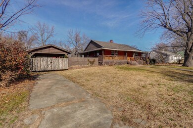 129 W High St-1