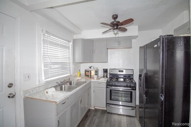 19370 Wyoming Ave, Detroit, MI 48221 - photo 5