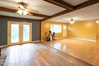 8500 Roth Rd, Louisville, KY 40219 - photo 7