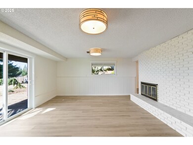 1150 Linnwood Dr NE, Albany, OR 97322 - photo 6