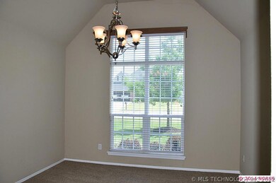 Dining Room has Vaulted Ceiling.