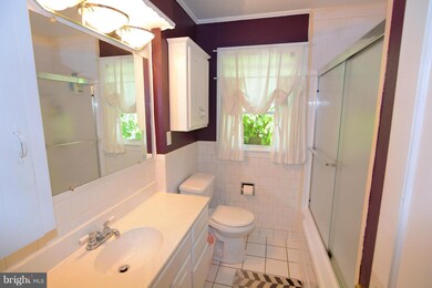 8805 Littlewood Rd, Parkville, MD 21234 - photo 7