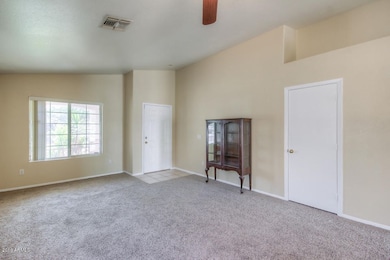 Living Room (3)-SMALL