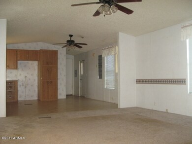 Family Room(1)