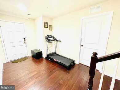 7018 Foxton Way, Hanover, MD 21076 - photo 4