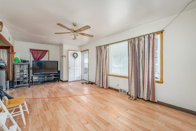 1809 E 14th Ave, Winfield, KS 67156 - photo 5