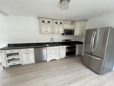 51 South St unit A, Rollinsford, NH 03869 - photo 4