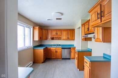 1162 Mcclure Rd, Columbus, IN 47201 - photo 5