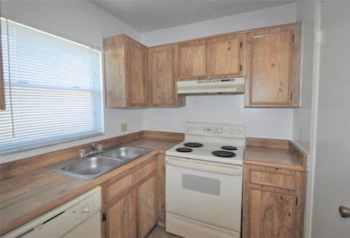 4240 Pershing Pointe Place unit 2, Orlando, FL 32822 - photo 3