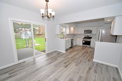 18055 Heatherfield Dr, South Bend, IN 46637 - photo 6