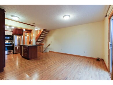 676 Hickory Grove Ct unit 28c, Streetsboro, OH 44241 - photo 3