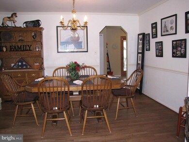 7409 Sandalfoot Way, Columbia, MD 21046 - photo 5