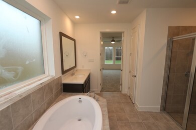 1802 Lake Crest Ln, Friendswood, TX 77546 - photo 6