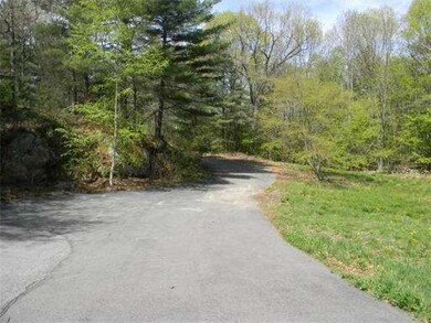 122 E Main St, Georgetown, MA 01833 - photo 3