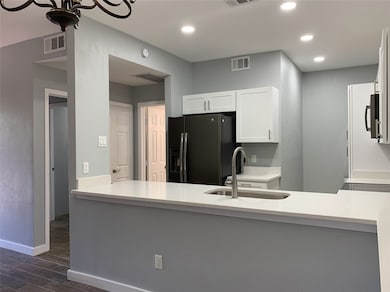 8601 Park Ln unit 414, Dallas, TX 75231 - photo 7