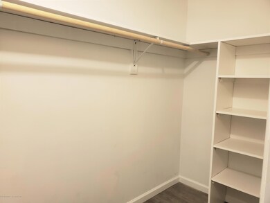 walk in closet