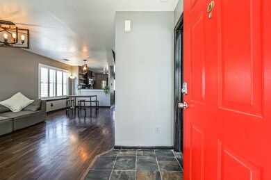 4129 Crane St, Houston, TX 77026 - photo 5