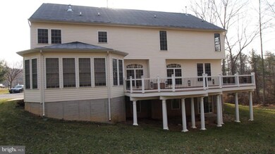 18 Park Vista Ct, Woodstock, MD 21163 - photo 2