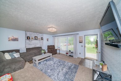 1125 E Harrod Rd, Austin, IN 47102 - photo 3