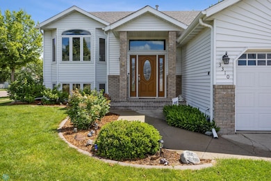 3310 28th Ave S, Fargo, ND 58103 - photo 3