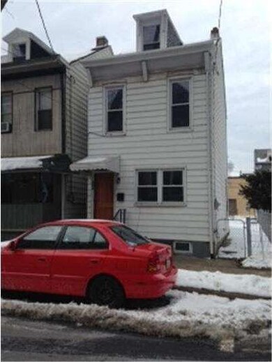 337 Franklin St, West Reading, PA 19611 - photo 2