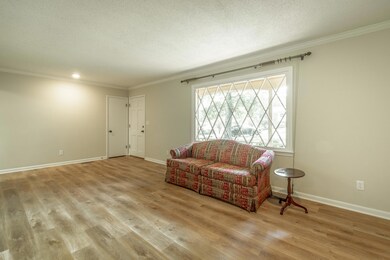 4619 Cloverdale Loop HD-17