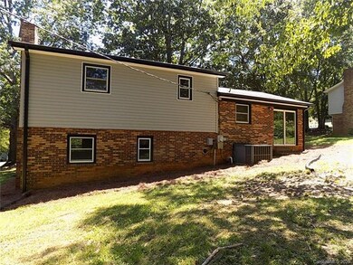 151 Redwood Ln, Gastonia, NC 28052 - photo 2