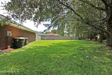 7976 Malta Ct, Jacksonville, FL 32244 - photo 4