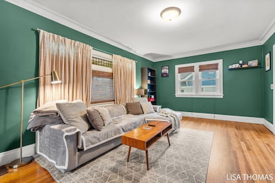 3-web-or-mls-A7403209