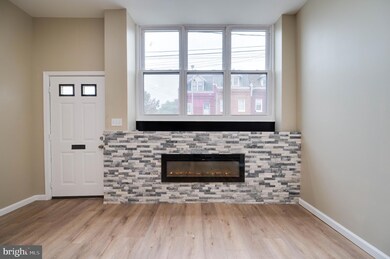 443 Buttonwood St, Reading, PA 19601 - photo 5