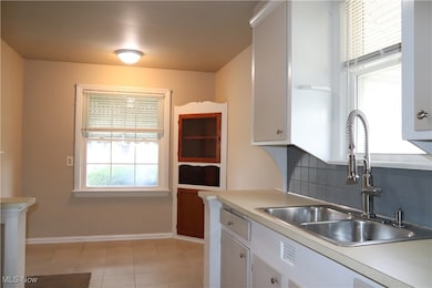 5134 Thomas St, Maple Heights, OH 44137 - photo 2