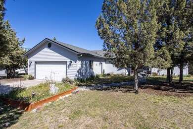 28-web-or-mls-6678 SE Davis Loop-28
