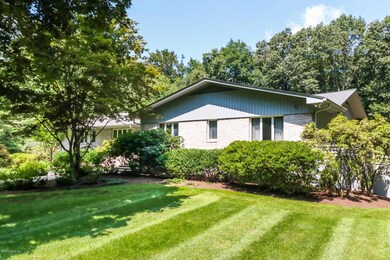 42 Quarry Rd, Stamford, CT 06903 - photo 3