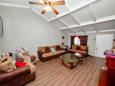 2021 Lake Buckeye Rd, Winter Haven, FL 33881 - photo 2