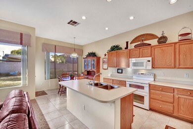 Open Kitchen