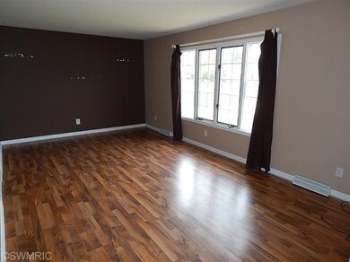 8462 Woodhaven Dr SW, Byron Center, MI 49315 - photo 3