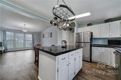 141 Old Hearth Rd, Clover, SC 29710 - photo 4