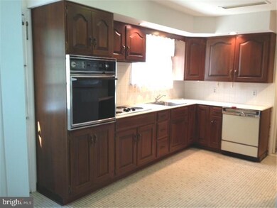 384 Windermere Ave, Lansdowne, PA 19050 - photo 7