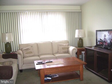 4418 Cherry Tree Ln, Sykesville, MD 21784 - photo 3