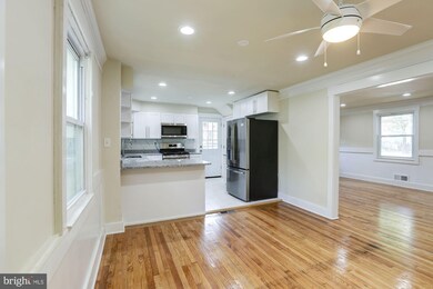 6502 Livingston Rd, Oxon Hill, MD 20745 - photo 3